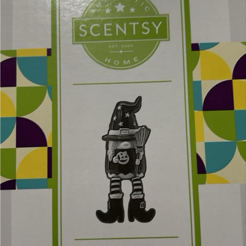 Scentsy wax warmer wicked cute